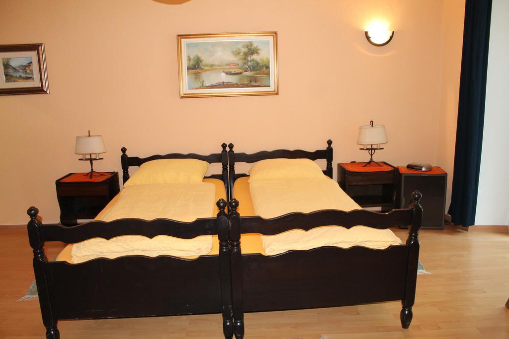 Osteria Battello Hotel Caslano Ngoại thất bức ảnh